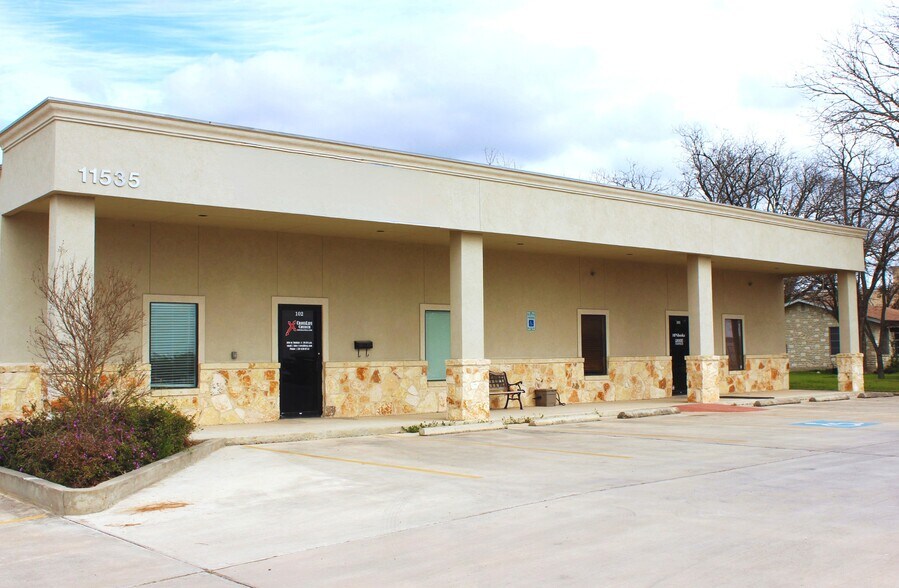 Primary Photo Of 11535 Galm Rd, San Antonio Freestanding For Lease