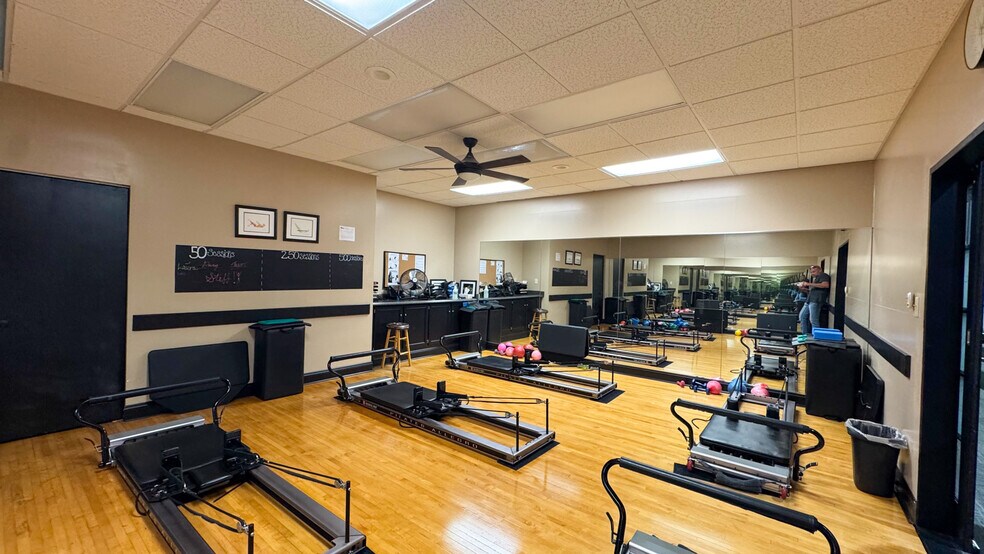 More Photos Of 5133 Darrow Rd, Hudson Health Club For Sale