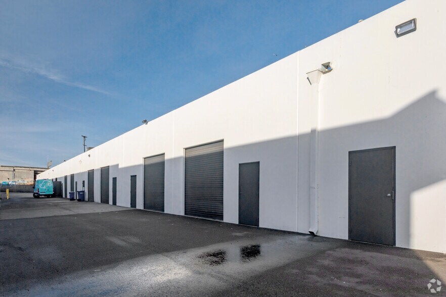 More Photos Of 30139 Industrial Pky SW, Hayward Research And Development For Lease