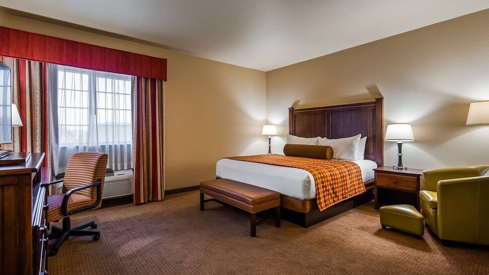 More Photos Of 315 N Husband St, Stillwater Hotel For Sale