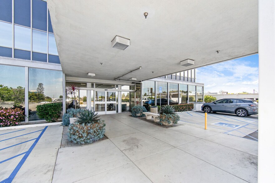 More Photos Of 4305 Torrance Blvd, Torrance Medical For Sale