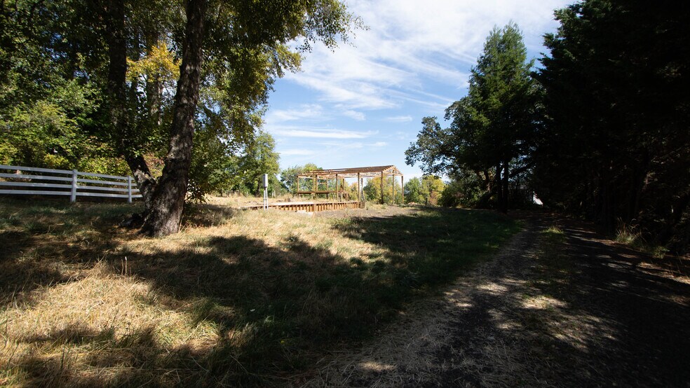 More Photos Of 769 N 9th St, Philomath Land For Sale