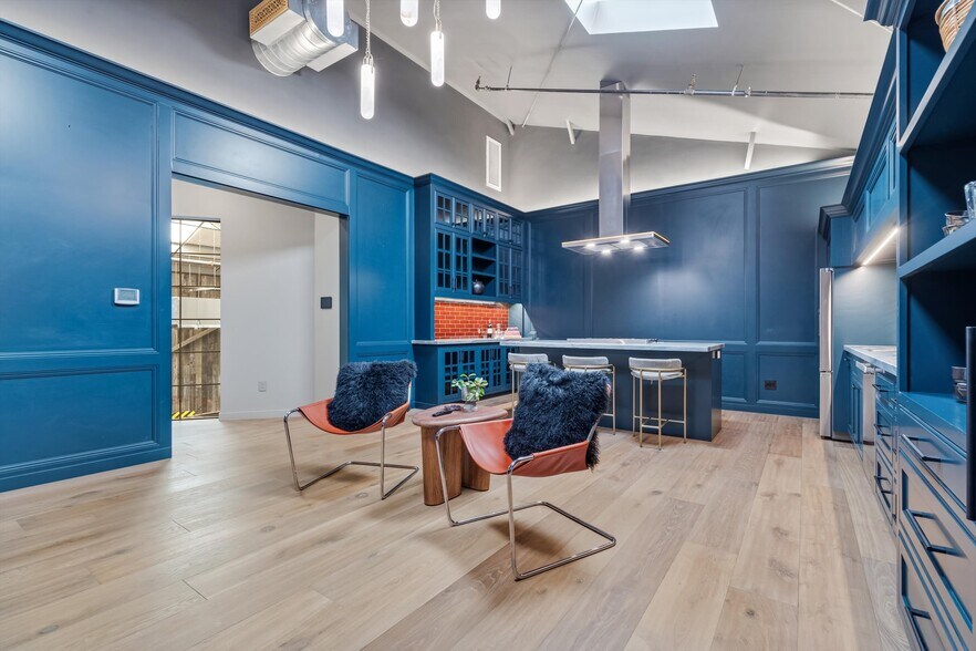 More Photos Of 1229 Grove St, Healdsburg Warehouse For Sale