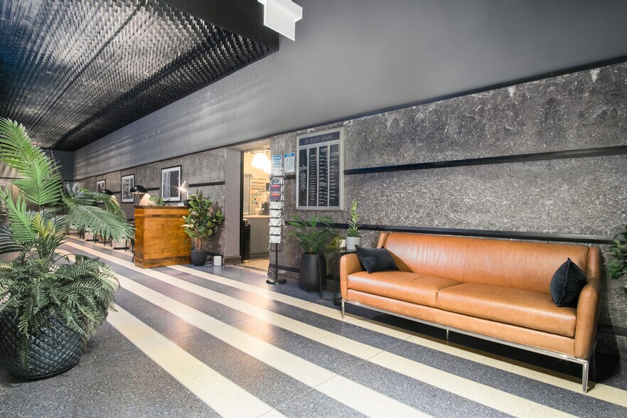 More Photos Of 30 E Adams St, Chicago Apartments For Lease