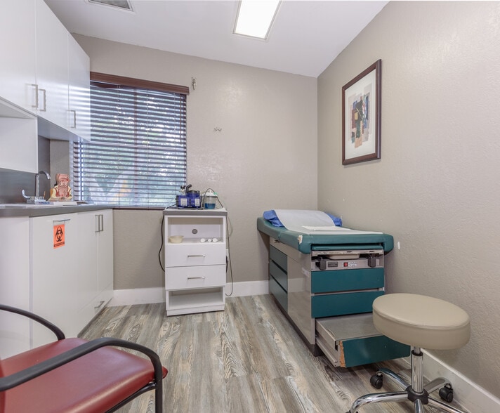 More Photos Of 7765 SW 87th Ave, Miami Medical For Lease