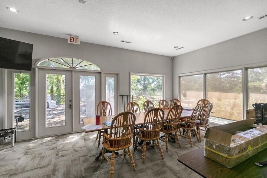 More Photos Of 101 Merion Dr, Eufaula Golf Course Driving Range For Sale