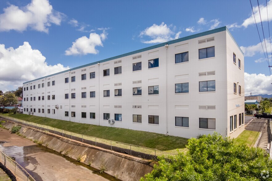 More Photos Of 94-216 Farrington Hwy, Waipahu Medical For Lease