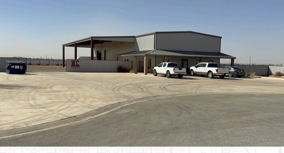 More Photos Of 4209 N County Road 1765, Lubbock Warehouse For Sale