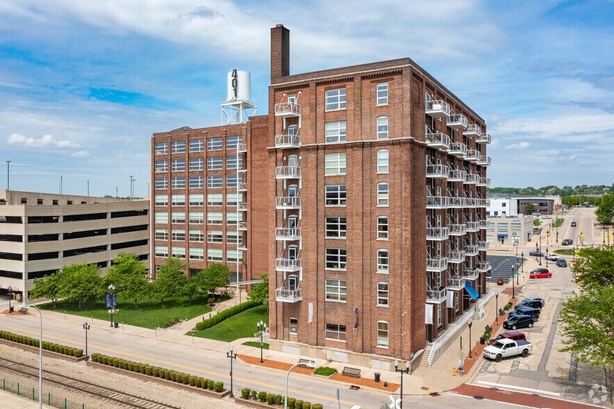 More Photos Of 401 SW Water St, Peoria Office For Lease