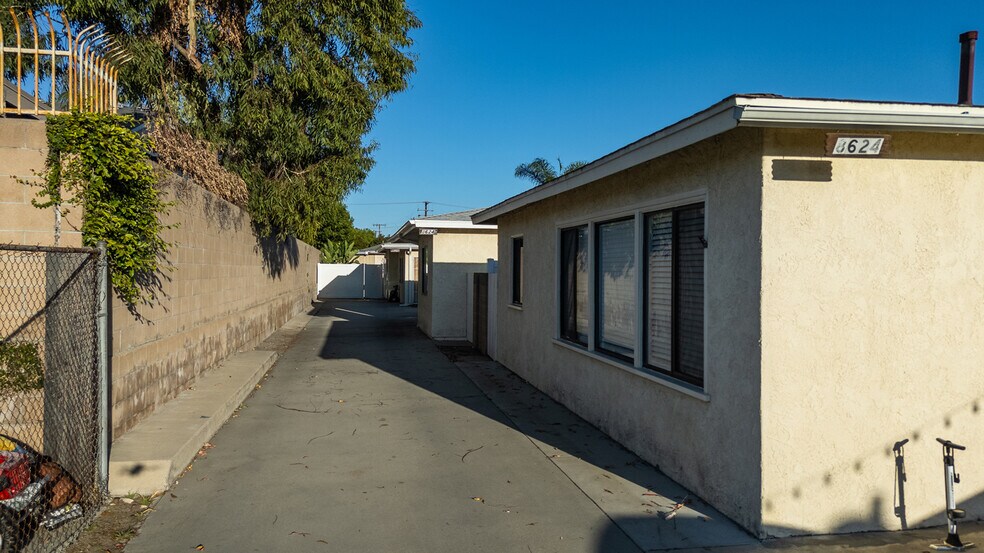 More Photos Of 8620-8624 Watson St, Cypress Apartments For Sale