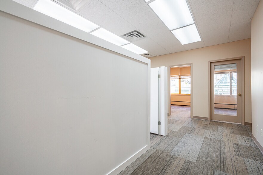 More Photos Of 550 Sixth St, New Westminster Office For Lease