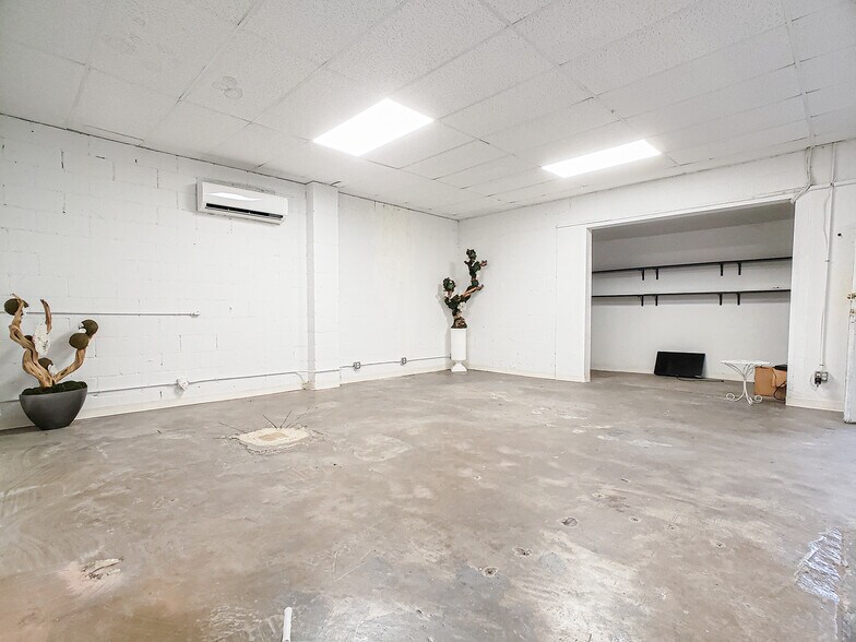 More Photos Of 3408 Trinity St, Los Angeles Warehouse For Sale