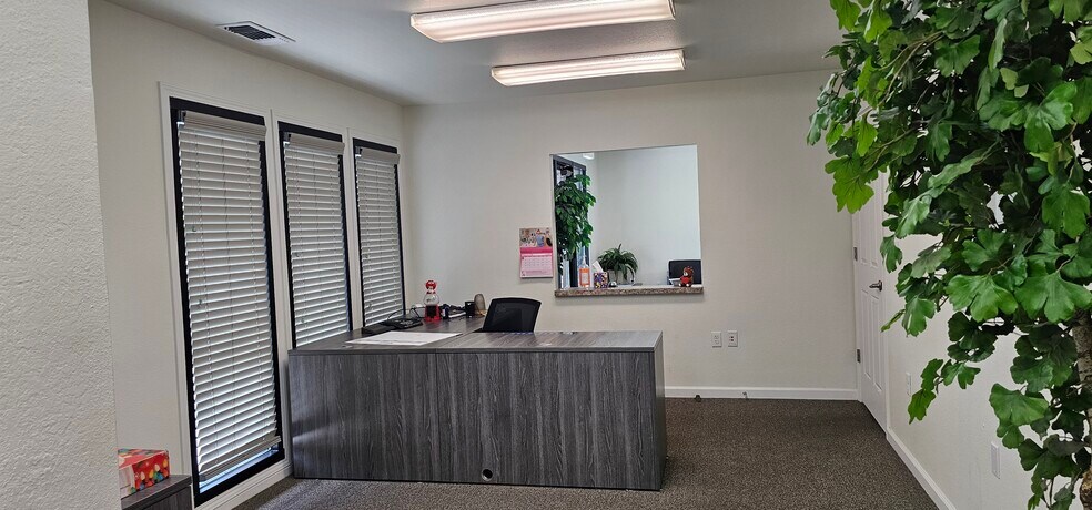 More Photos Of 1425 Butte House Rd, Yuba City Office For Lease