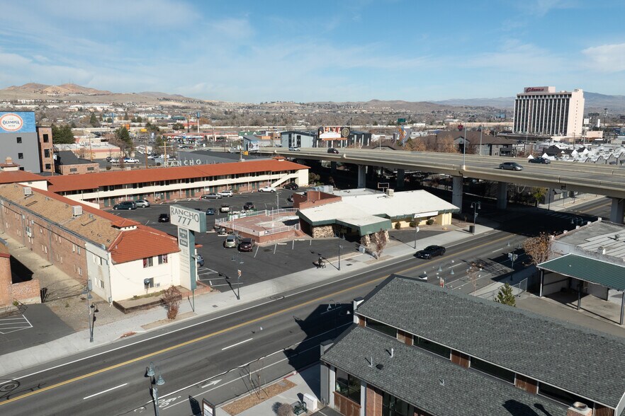 Primary Photo Of 795 E 4th St, Reno Restaurant For Lease