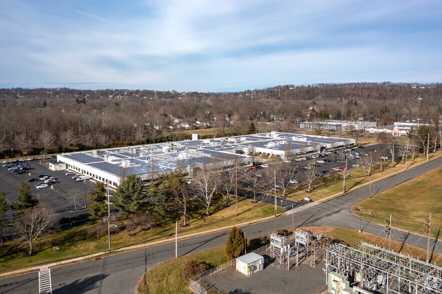 More Photos Of 41 Spring St, New Providence Research And Development For Lease