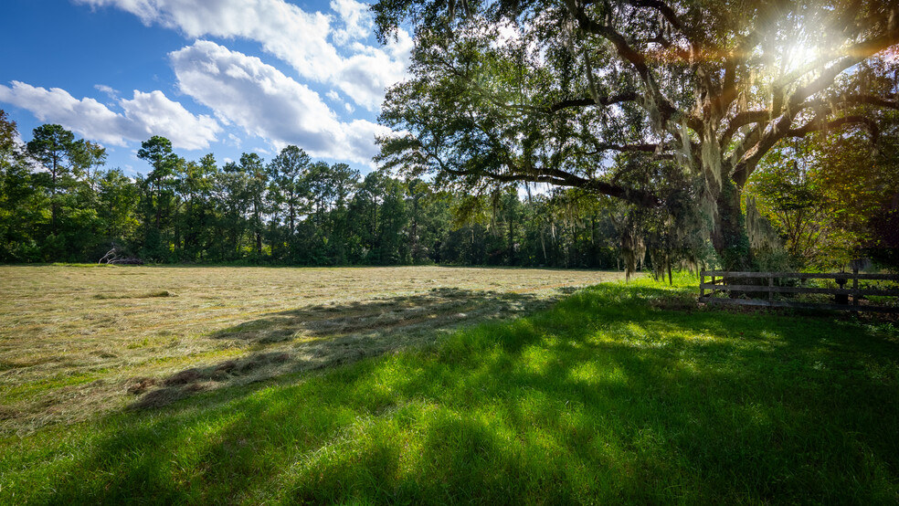 Primary Photo Of Tuten Road, Round O Land For Sale