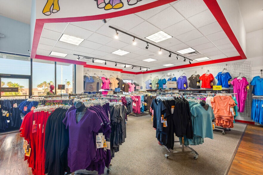 More Photos Of 6007-6045 S Rainbow Blvd, Las Vegas Unknown For Lease