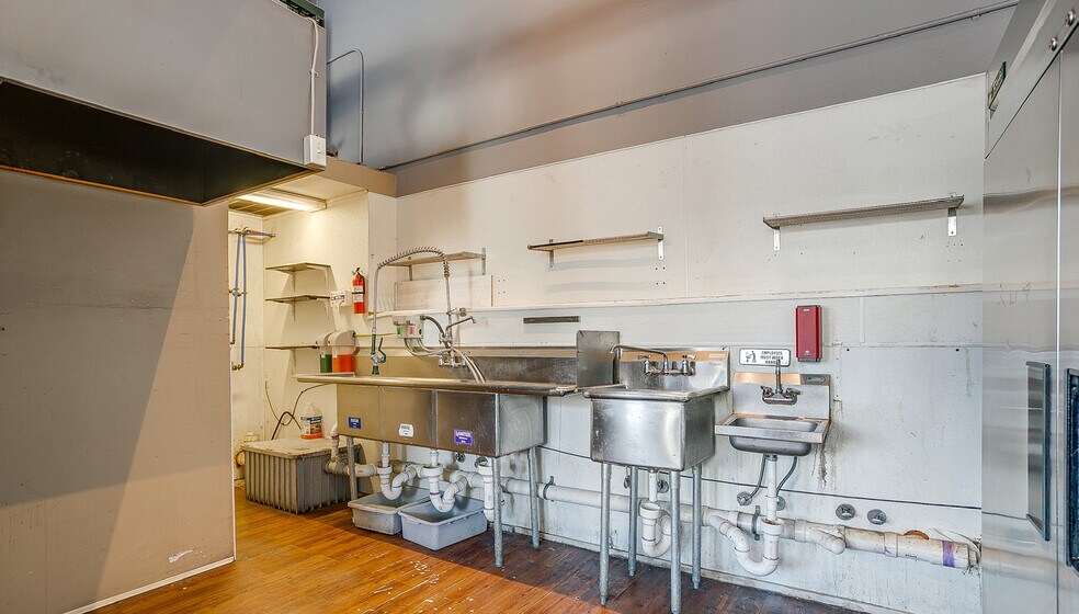 More Photos Of 201 S Main St, Fort Worth Office Residential For Lease