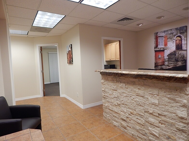 More Photos Of 8751 E Hampden Ave, Denver Office For Sale