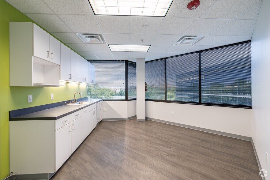 Photo of 3rd Floor Ste 305