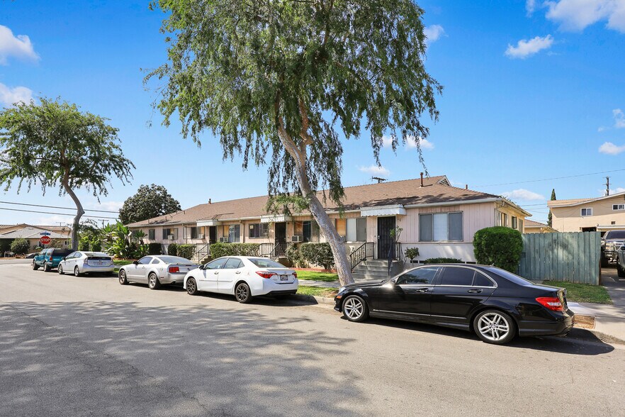 More Photos Of 600 W Mines Ave, Montebello Apartments For Sale