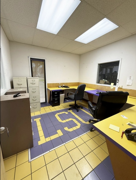 More Photos Of 1507 E Texas St, Bossier City Freestanding For Lease