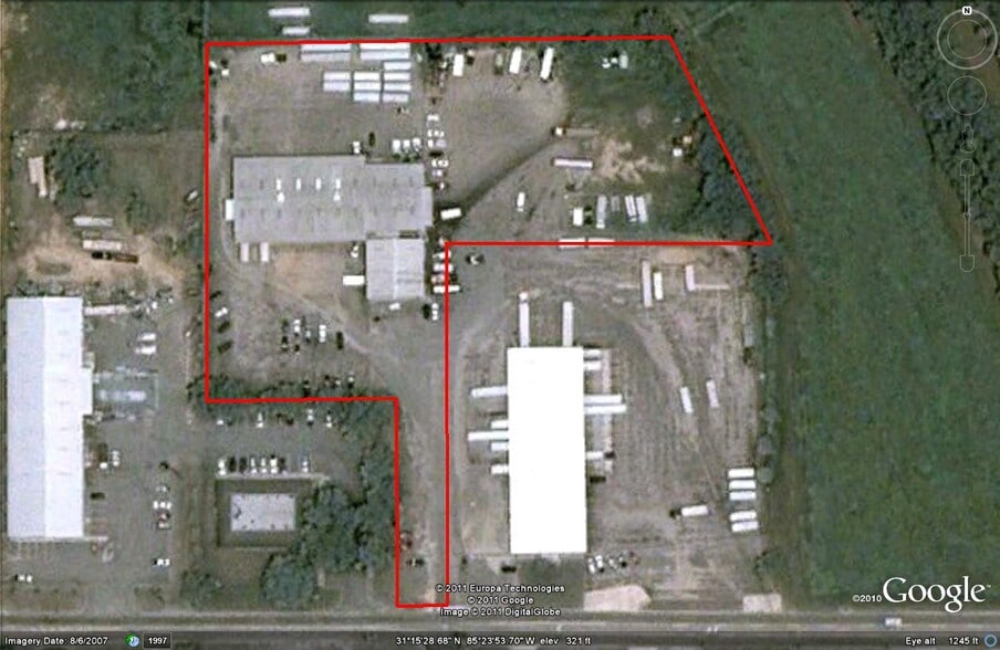 More Photos Of 704 Murray Rd, Dothan Warehouse For Lease