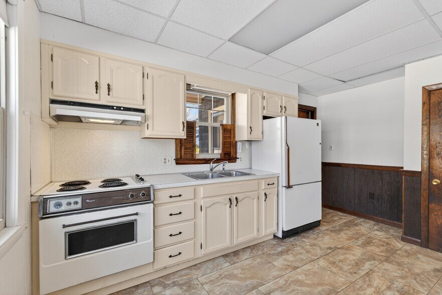 More Photos Of 499 Brighton Ave, Portland Multifamily For Sale