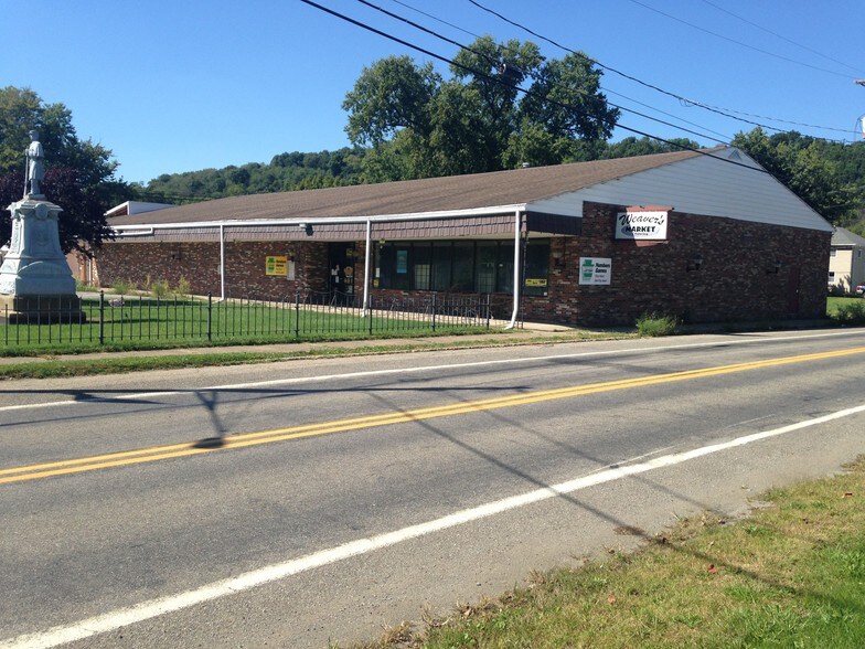 More Photos Of 301 3rd St, Darlington Freestanding For Sale