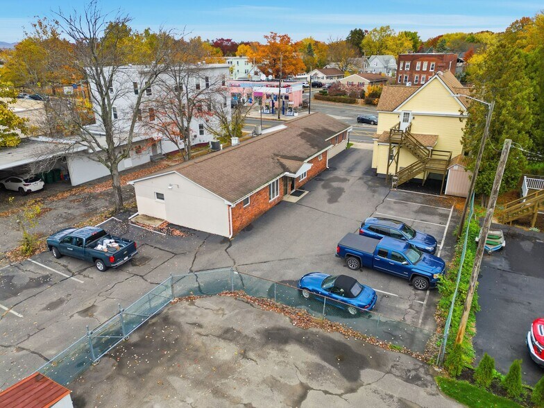 More Photos Of 641 Grattan St, Chicopee Office For Lease