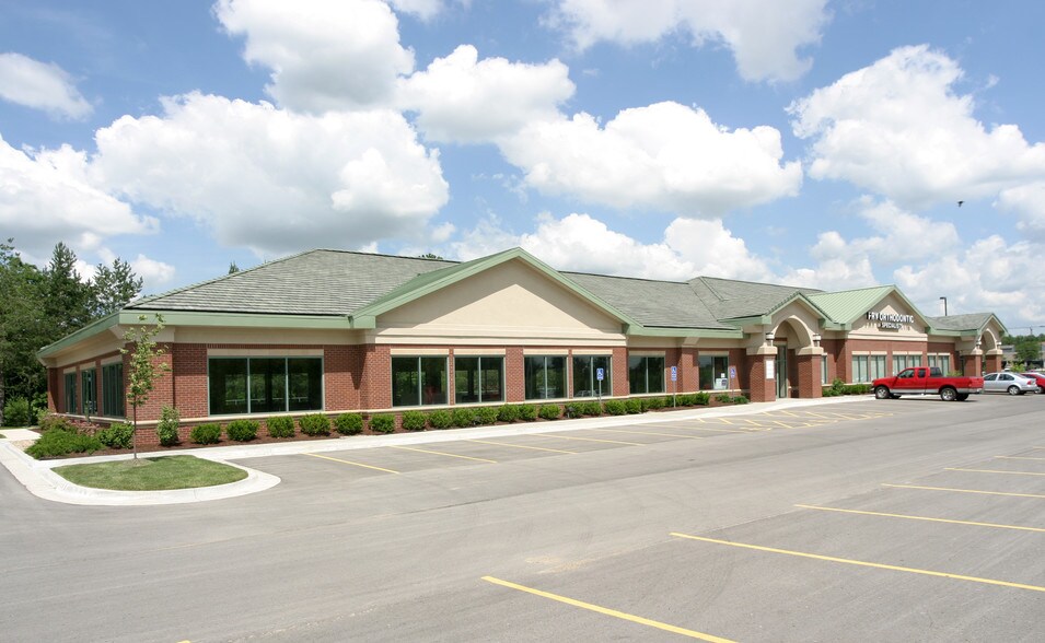More Photos Of 11960 Quivira Rd, Overland Park Medical For Lease