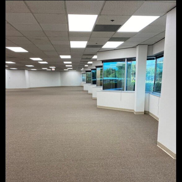 More Photos Of 4130 E Van Buren St, Phoenix Office For Lease