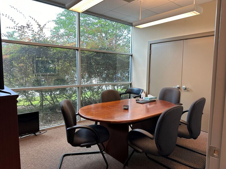 More Photos Of 2053 Gause Blvd E, Slidell Office For Lease