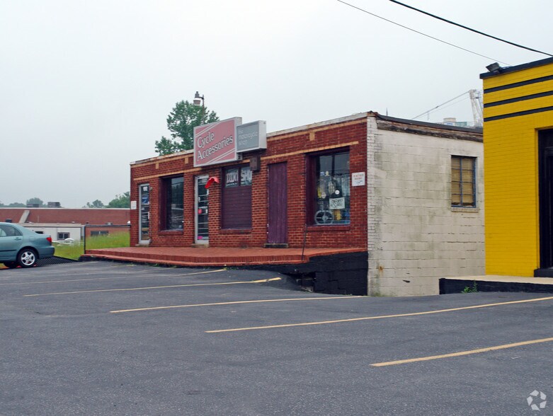 More Photos Of 9592 Baltimore Ave, College Park Storefront For Sale