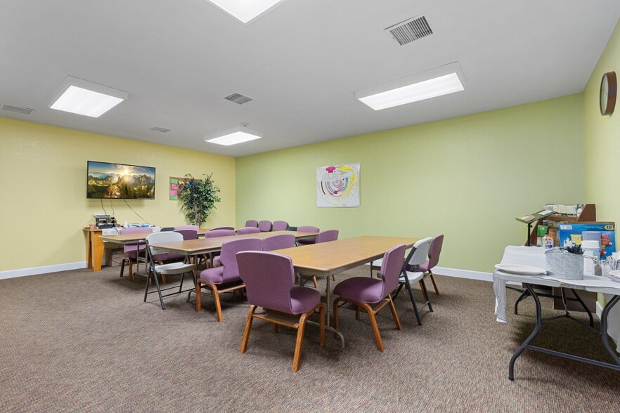 More Photos Of 10 Chapel Hill Dr, Brighton Religious Facility For Sale