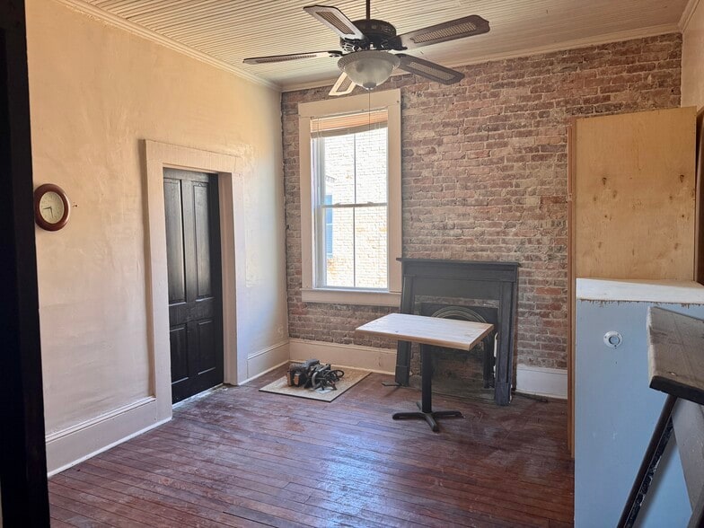 More Photos Of 2720 Cleveland St, Elloree Storefront Retail Residential For Sale