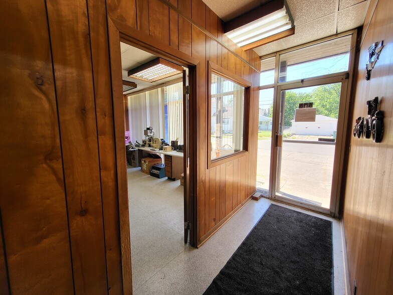 More Photos Of 626 S B St, Richmond Medical For Sale