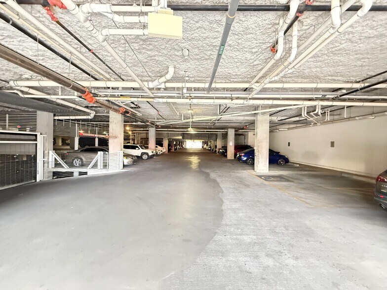 More Photos Of 3601 N Central Ave, Phoenix Apartments For Lease