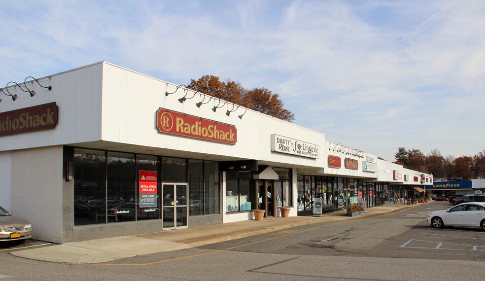 Primary Photo Of 170-172 S Main St, New City General Retail For Lease