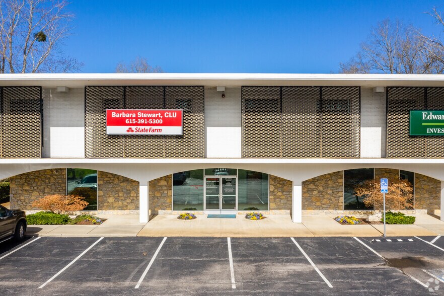 More Photos Of 2900 Lebanon Pike, Nashville Office For Sale