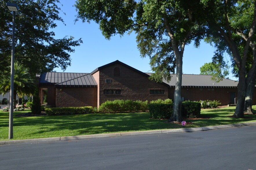 More Photos Of 1121 1st St S, Winter Haven Medical For Sale