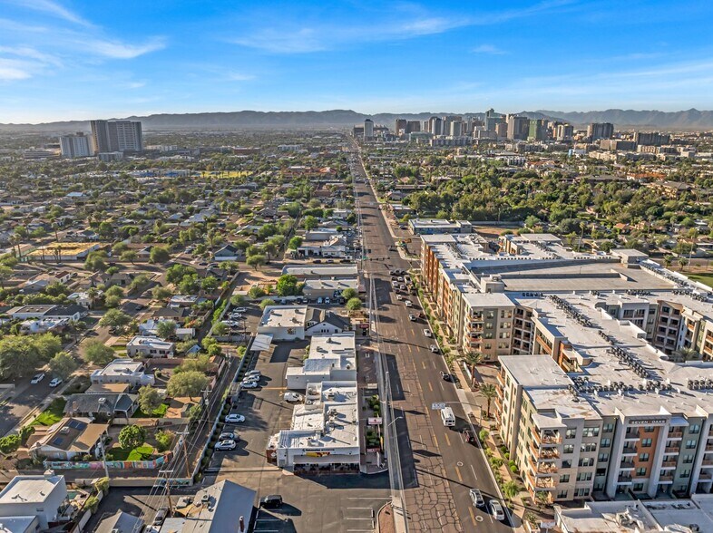 More Photos Of 2317 N 7th St, Phoenix Storefront For Lease