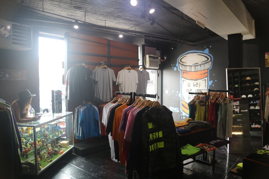 More Photos Of 119 Knickerbocker Ave, Brooklyn Apartments For Lease