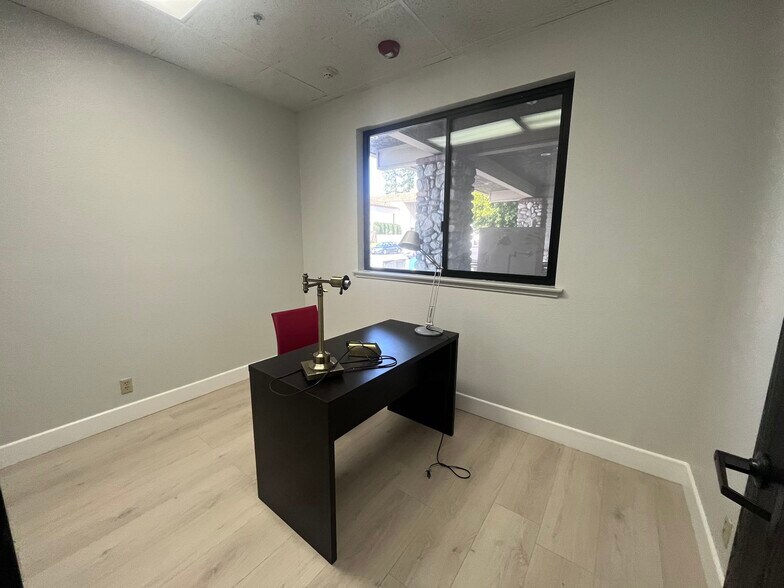 More Photos Of 50 N Hill Ave, Pasadena Office For Sale