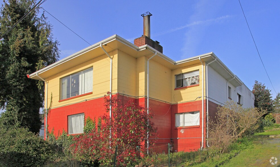 More Photos Of 1131 E Marine View Dr, Everett Storefront Retail Residential For Sale