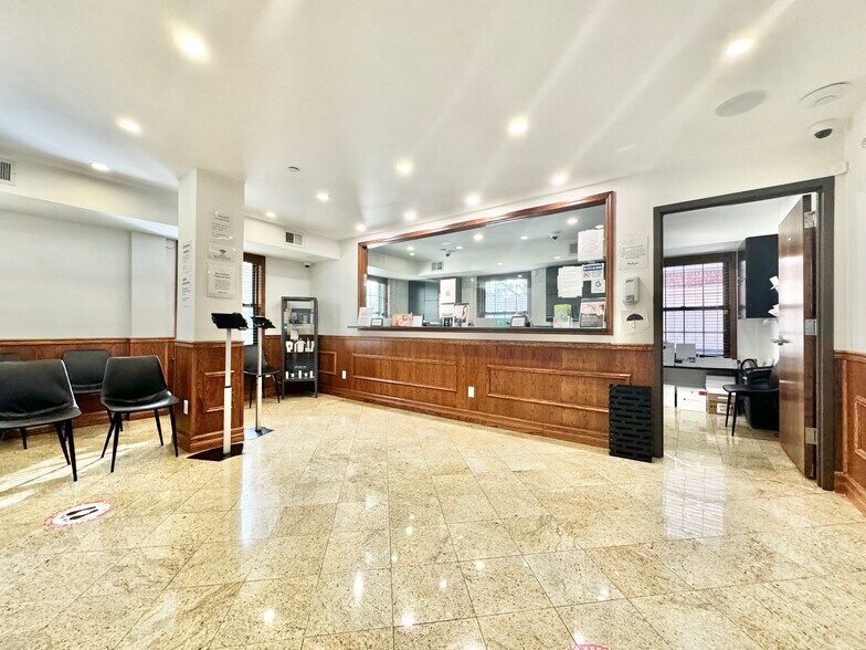 More Photos Of 8716 Avon St, Jamaica Apartments For Lease