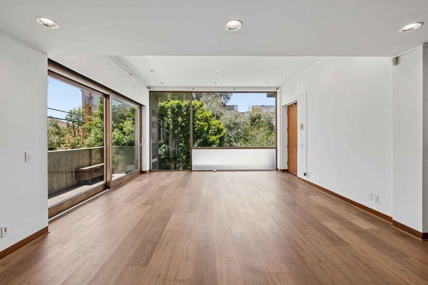 More Photos Of 1800-1808 Thayer Ave, Los Angeles Office For Lease