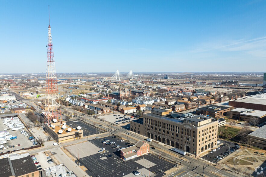 More Photos Of 900 N Tucker Blvd, Saint Louis Office For Lease