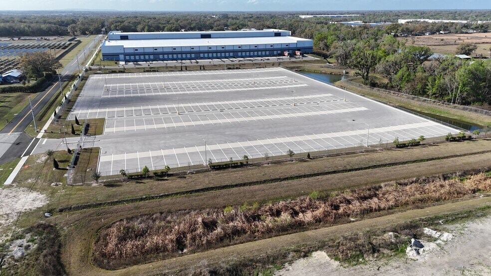 More Photos Of 3939 Hamilton Rd, Lakeland Industrial For Lease