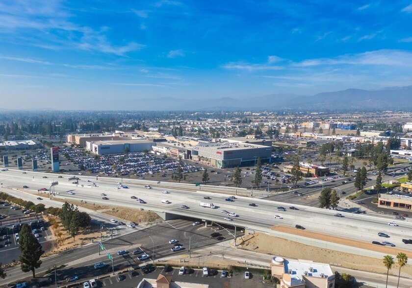 More Photos Of 5060 Montclair Plaza Ln, Montclair Unknown For Lease